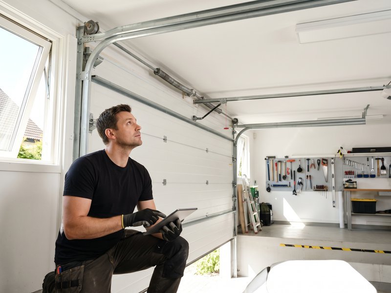 Garage Door Repair Hamilton of Vasona